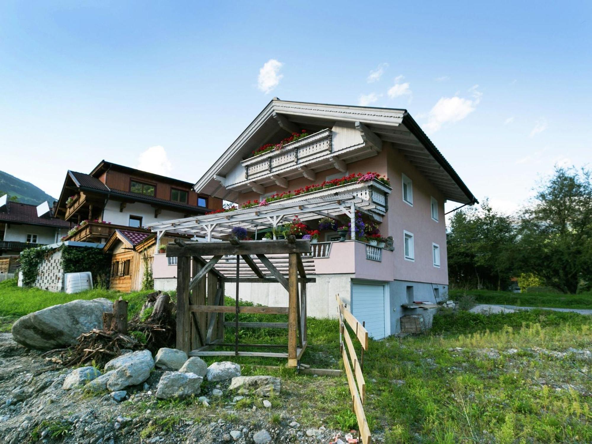 Apartment With Terrace In Aschau Im Zillertal Exterior photo